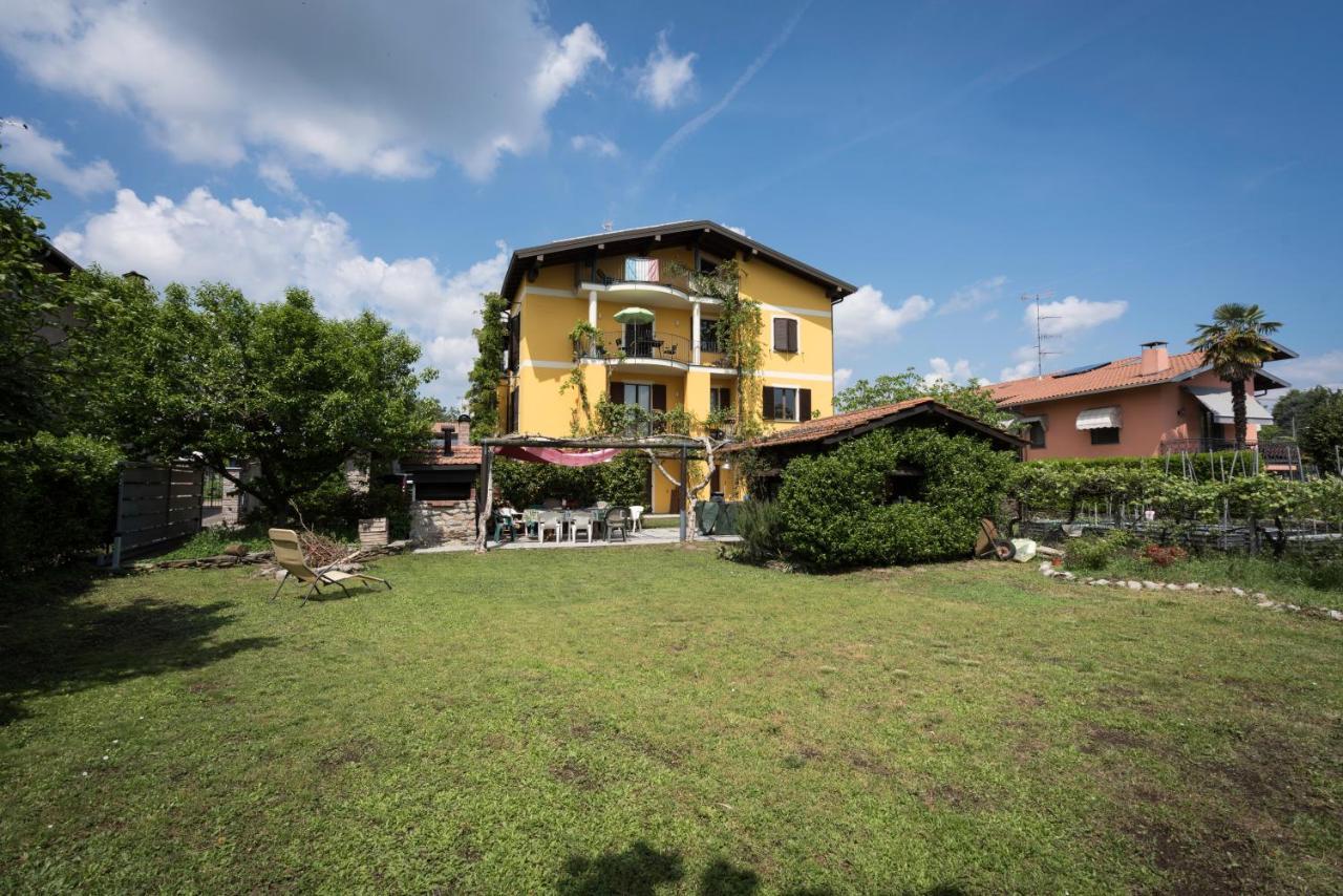 Draisina Bike Apartments Uno Oleggio Castello Luaran gambar