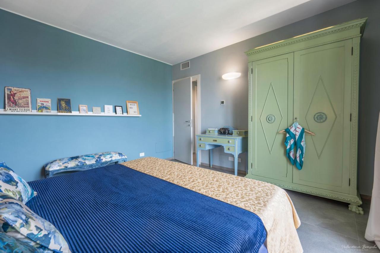 Draisina Bike Apartments Uno Oleggio Castello Luaran gambar