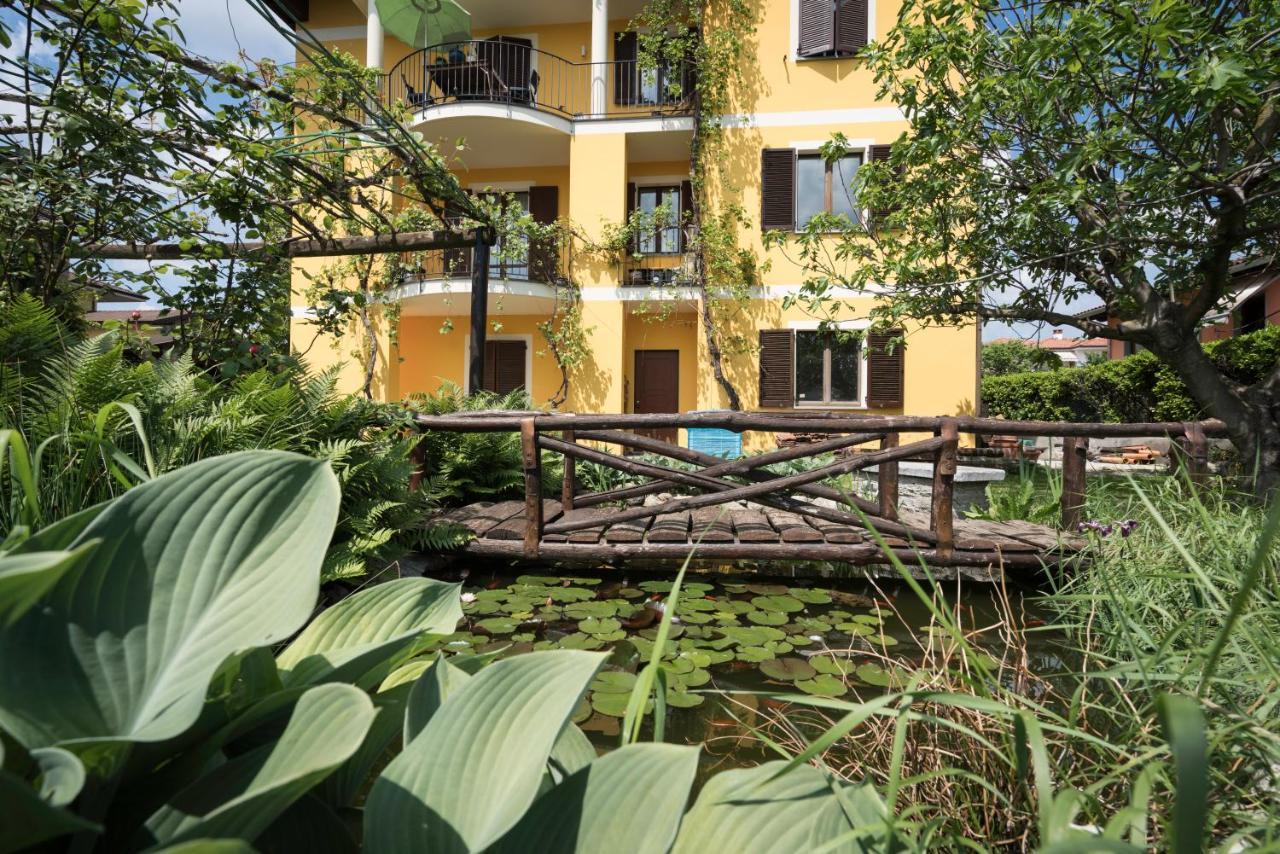 Draisina Bike Apartments Uno Oleggio Castello Luaran gambar