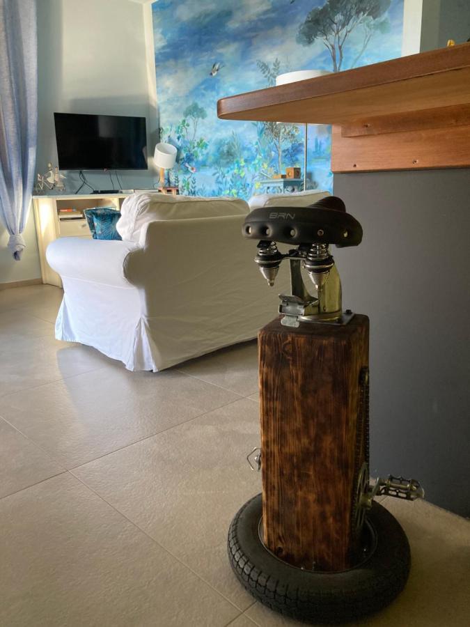 Draisina Bike Apartments Uno Oleggio Castello Luaran gambar